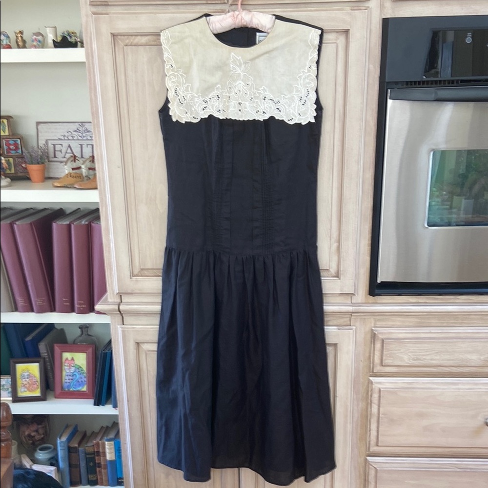 Connections Lord & Taylor vintage Black and Cream Dress